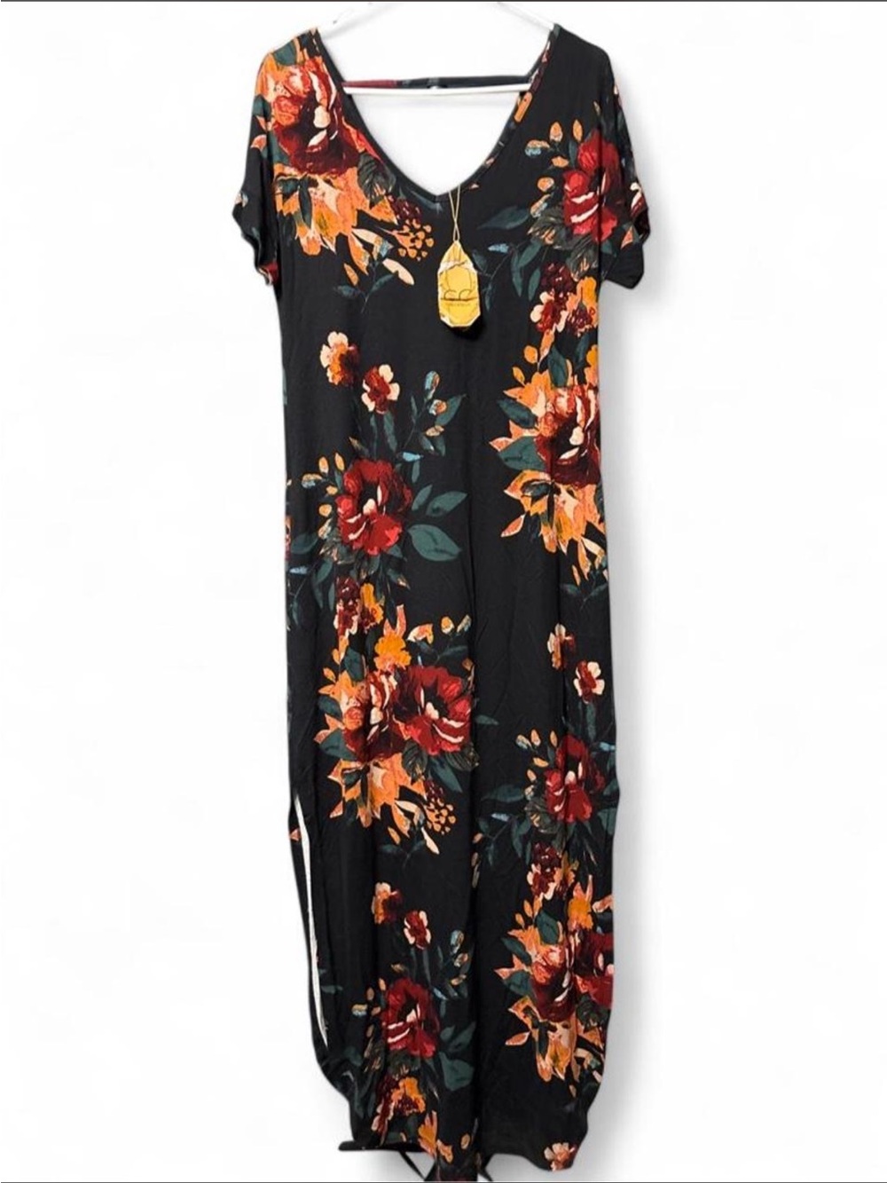 Black Floral V-Neck Maxi Dress with Short Sleeves